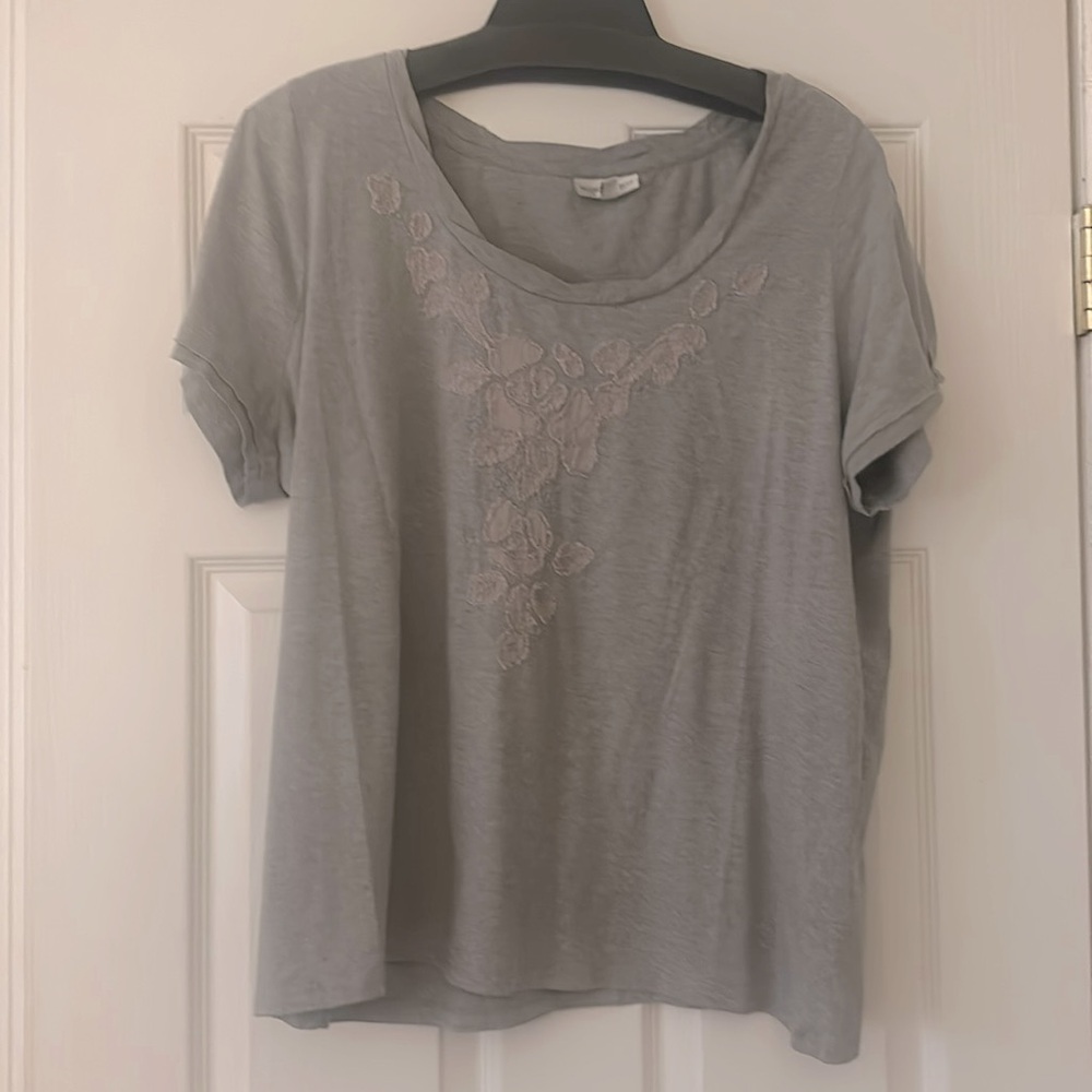 Woman’s top